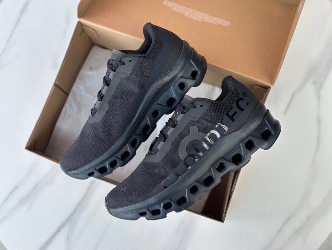 On Cloud monster 1. Full Balck.